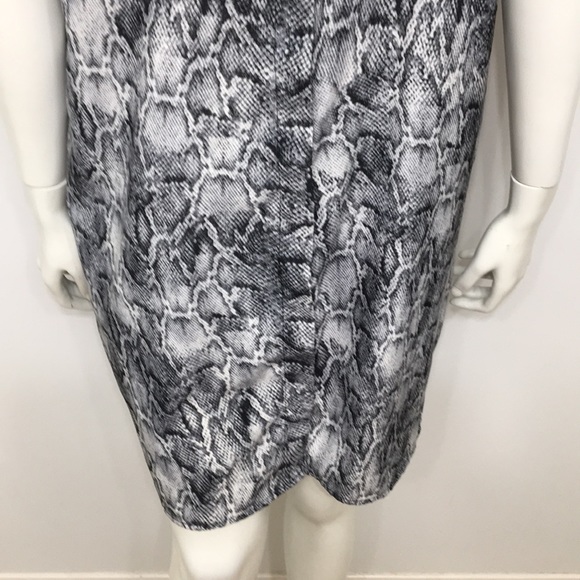 2/$25 Mossimo Snake Print Shirt Dress Size Large - Picture 3 of 8